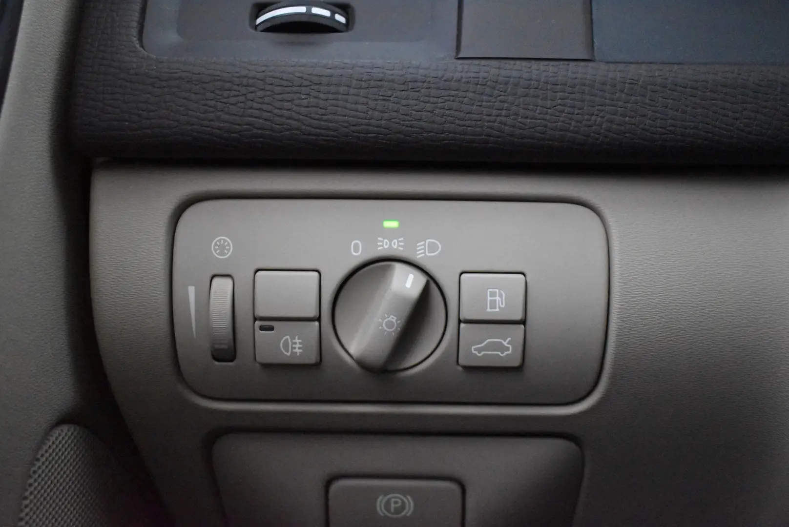 Car Image - 5rBqsXBvZ6e4wZy5lyIcKh