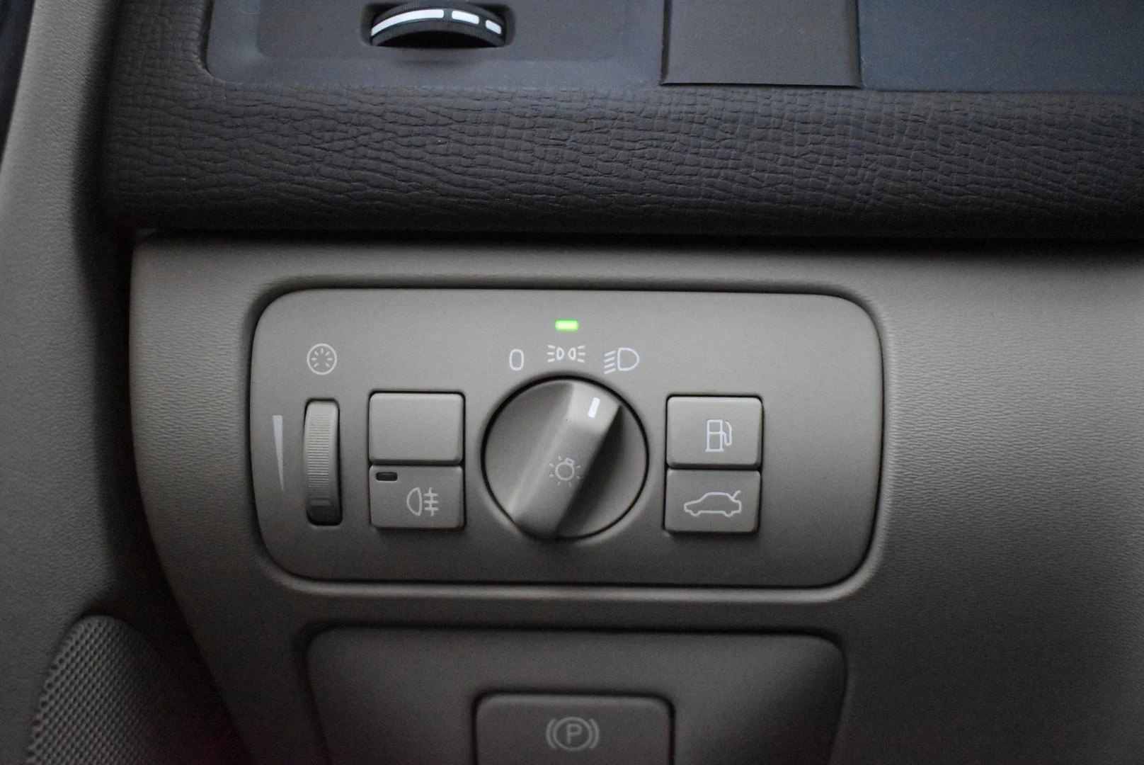 Car Image - 5rBqsXBvZ6e4wZy5lyIcKh