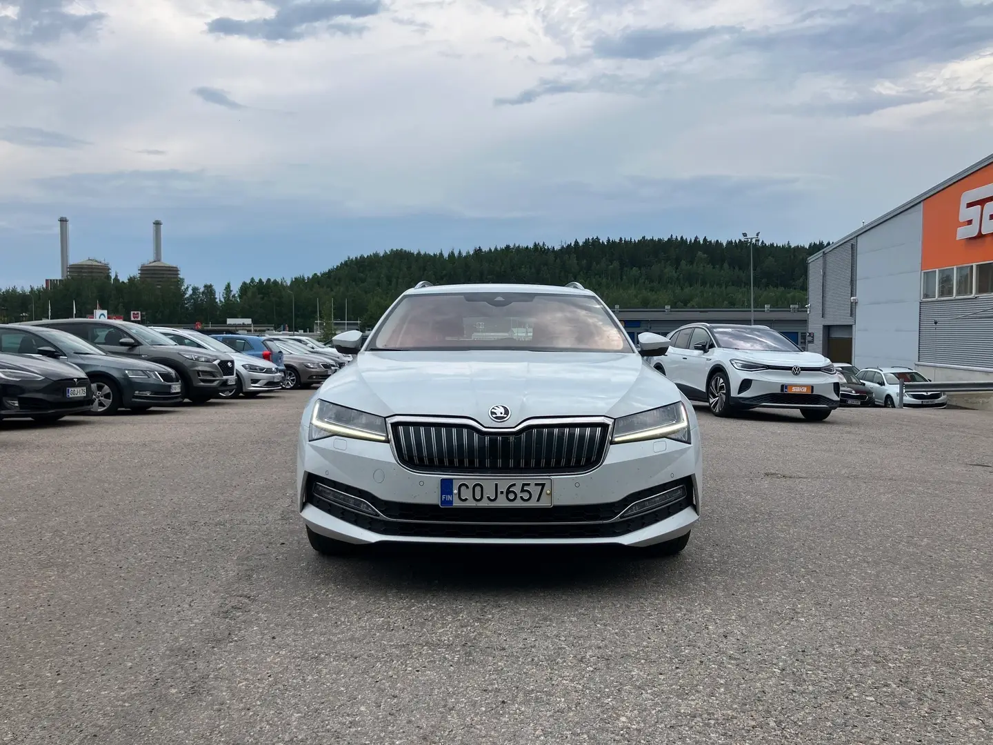 Car Image - 6uTsO0BUR00TU4WR8BXMeA
