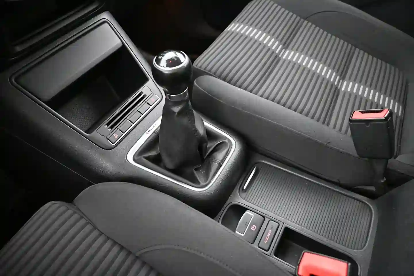 Car Image - 6TrG6ORZfoO1hi8wFGJzmf