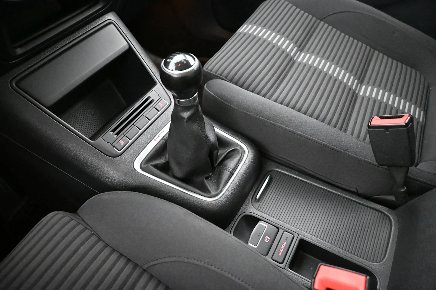 Car Image - 6TrG6ORZfoO1hi8wFGJzmf
