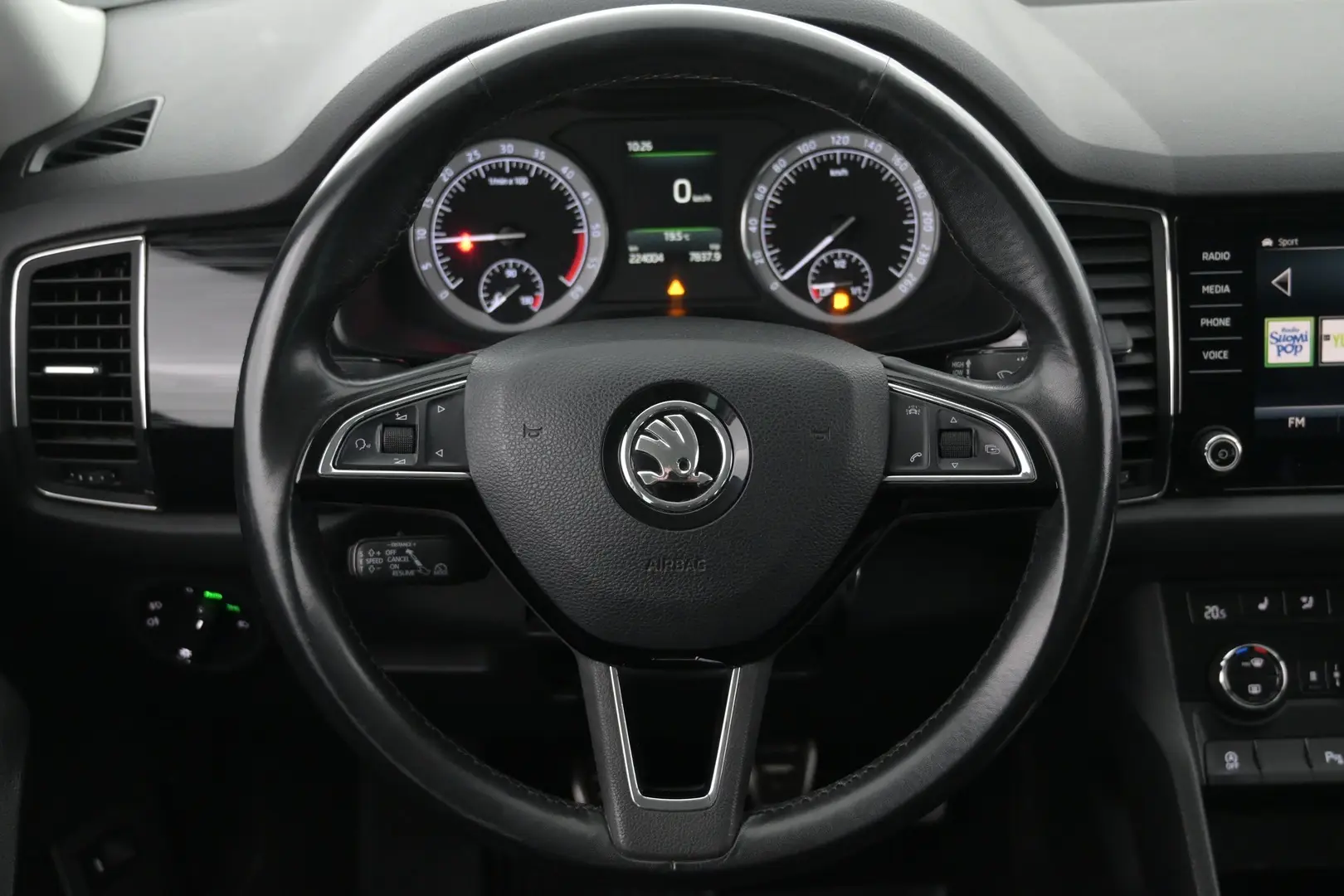 Car Image - 6VAlMILiVP9J8KbHu6L2pJ
