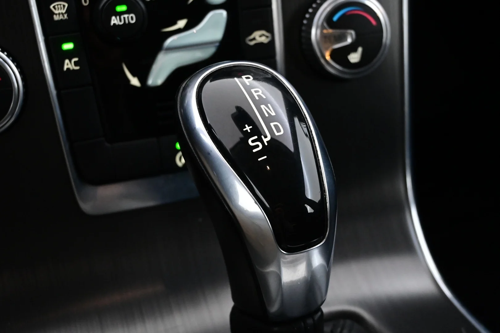 Car Image - 2Xp2MqxoS7O9AoOWjiyMbx