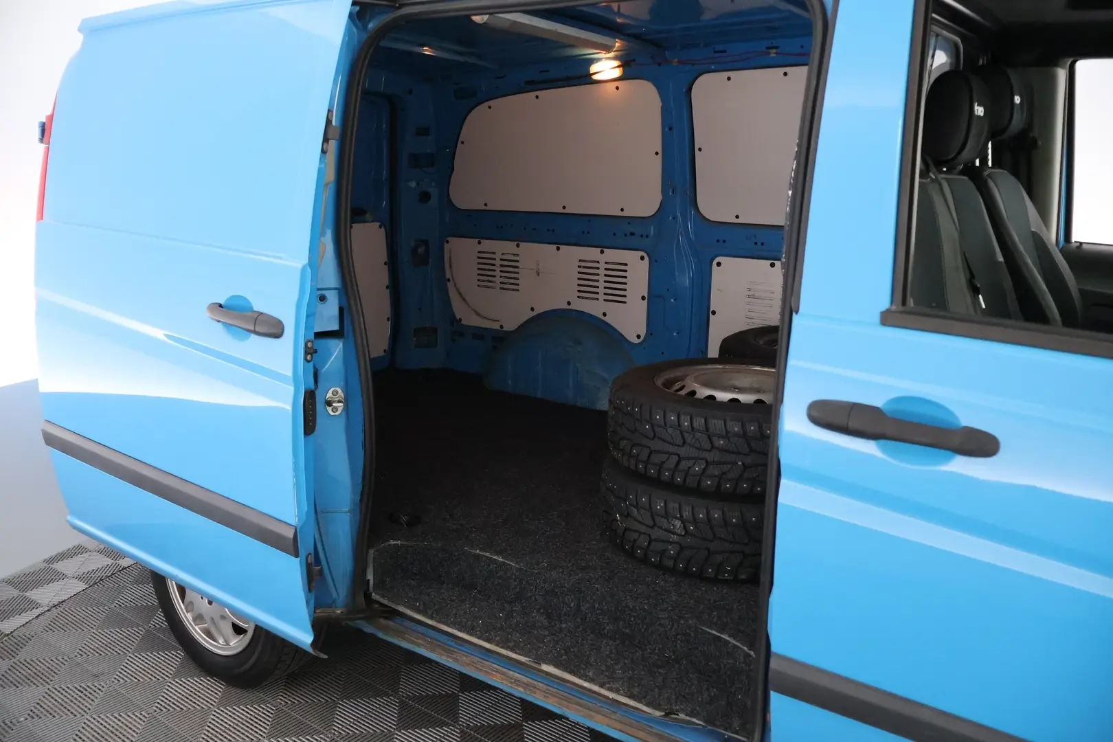 Car Image - 4yzzjRG2fHGOoLDuqqiOsW