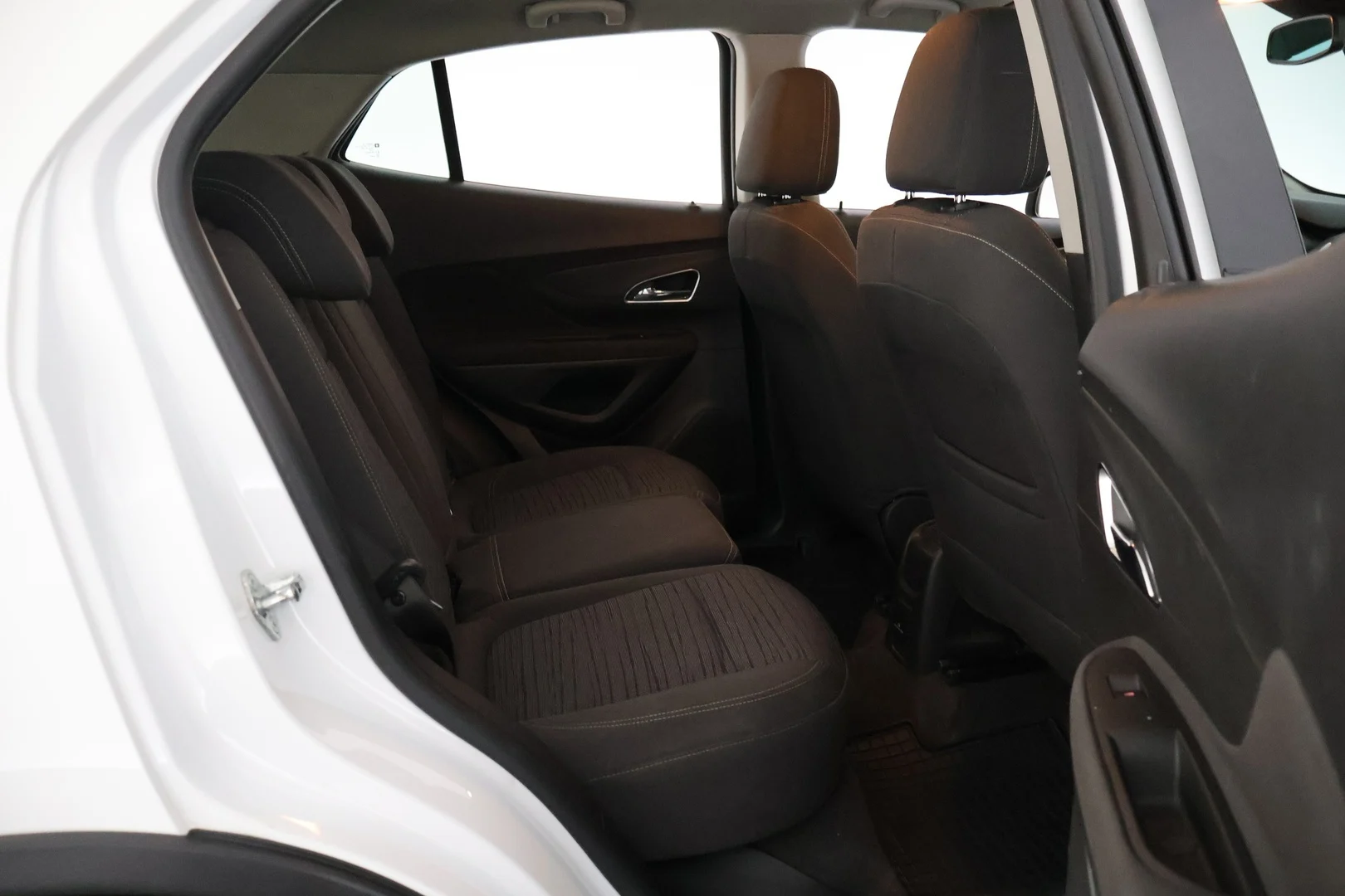 Car Image - 1JNPwBVUdYV5RX6QGjaQNM
