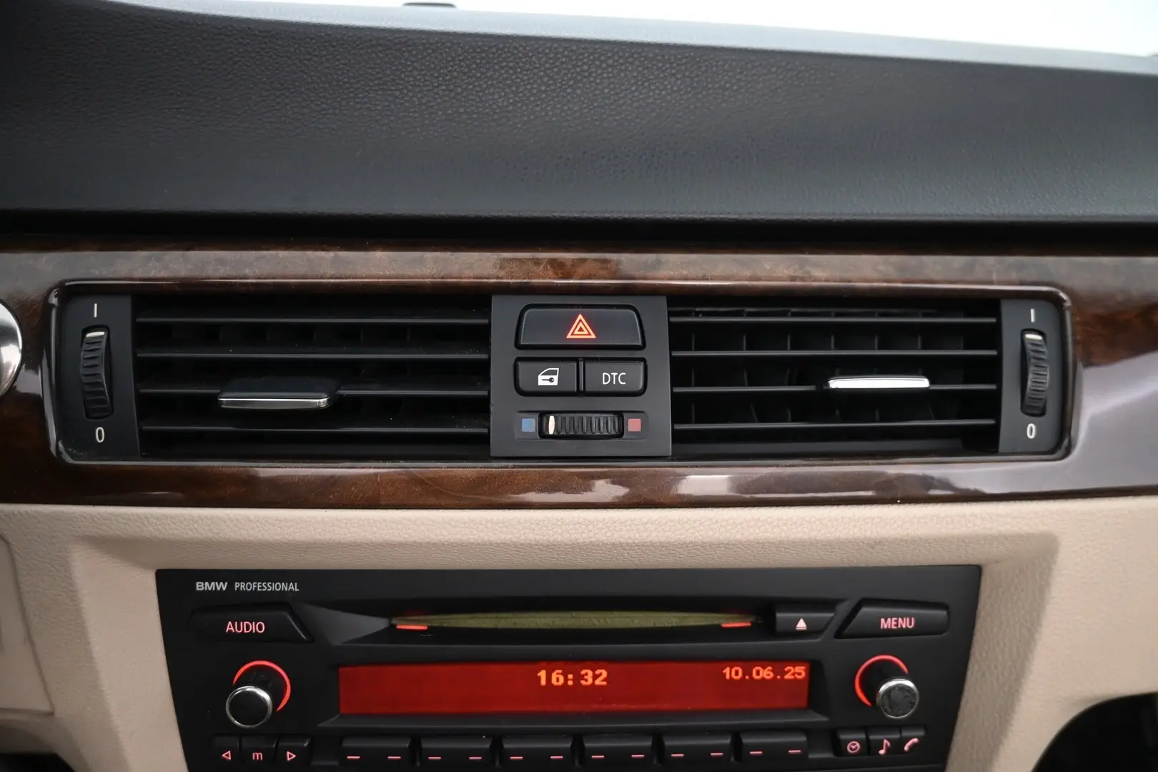 Car Image - 5c2901n5n9Pq1IcAXtf9M4