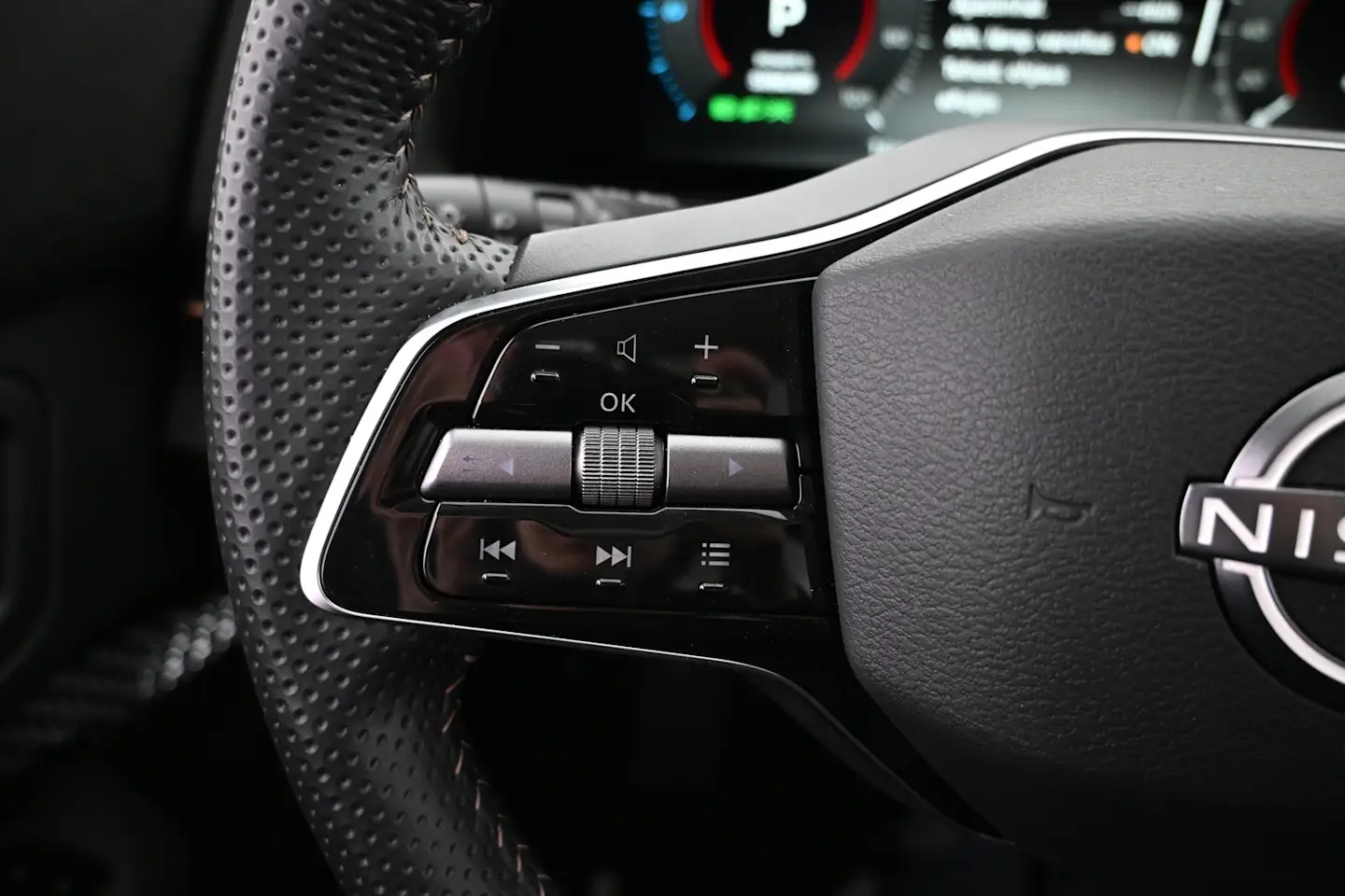 Car Image - 1ek0awJZHJg9NmLZJWddPU
