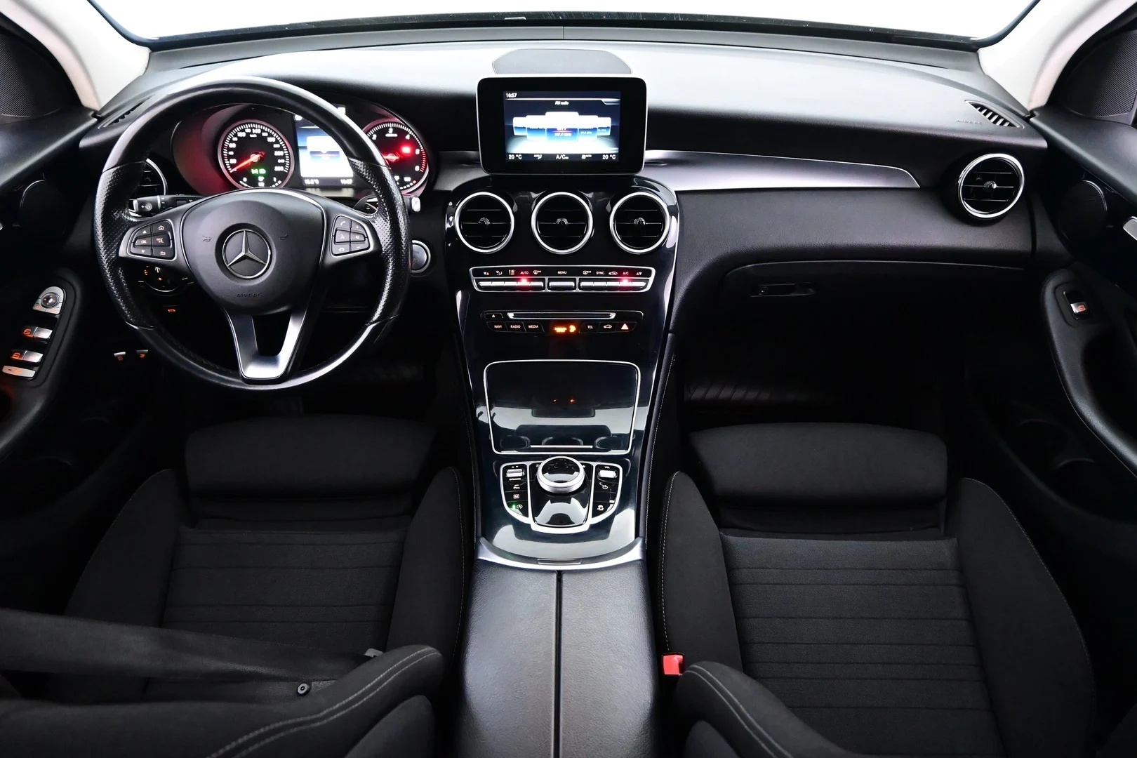 Car Image - 7jJPBiuL32h0RpmhNes7sJ