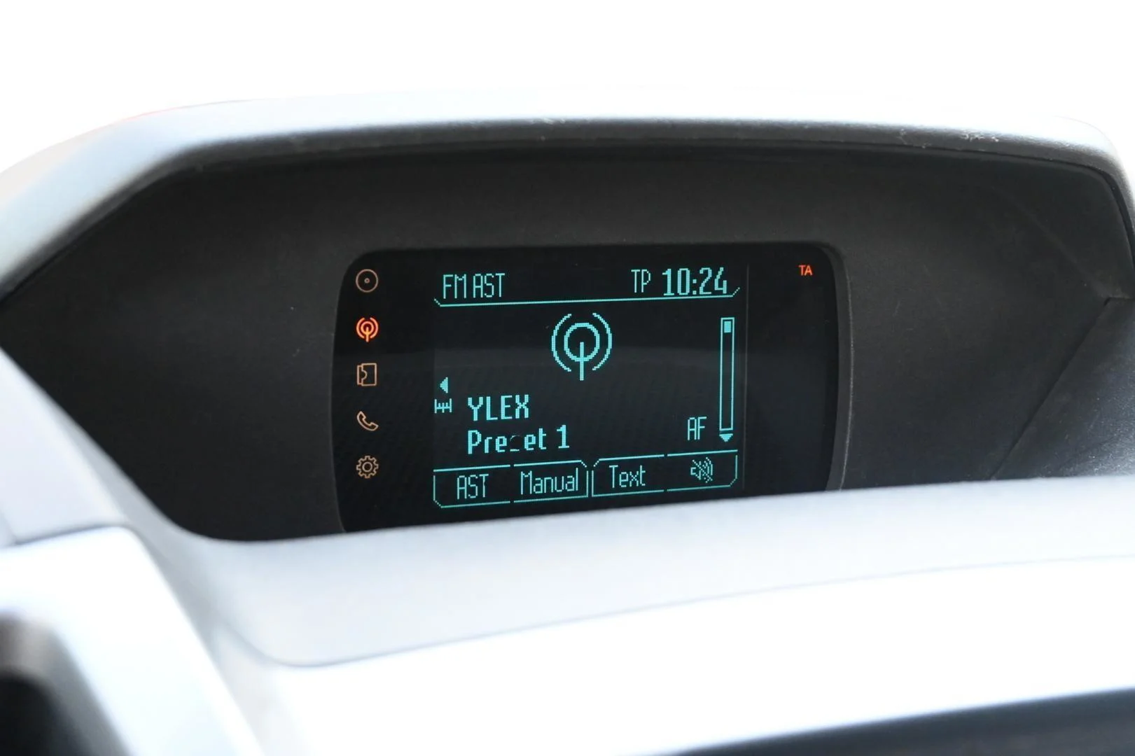 Car Image - 1IQYysiV5ql9tqJBga0QzI
