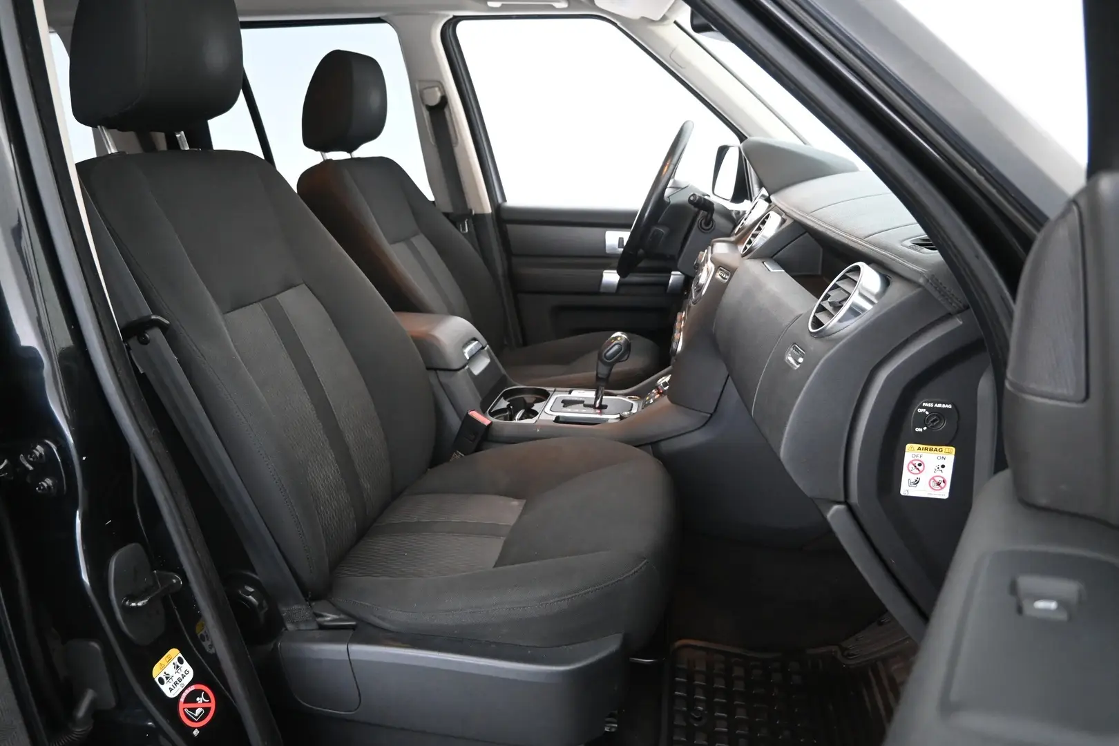 Car Image - 3bPi2NqwqpAkOOZWgsKLQI