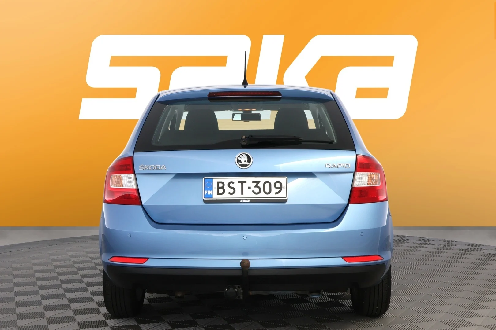 Car Image - 3ncN4e7W3SCOA7rIabWznN