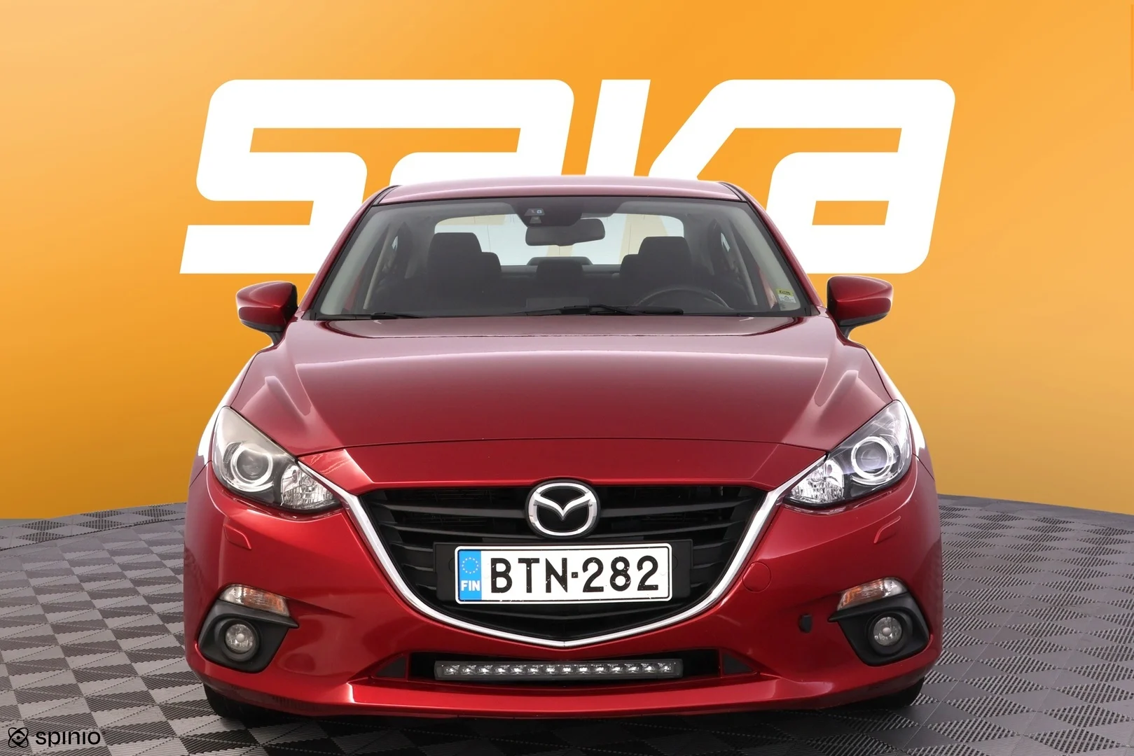 Car Image - 5XZ61VzRzzrrAW4xg8Z0GN
