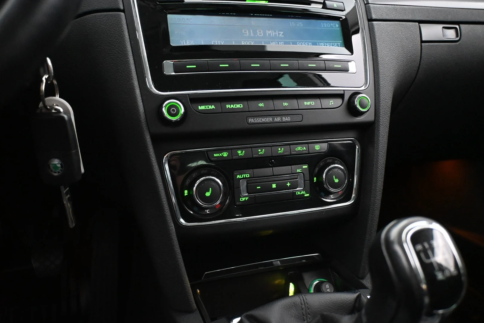 Car Image - 3U5rA9huMUjshNCUg4llmI