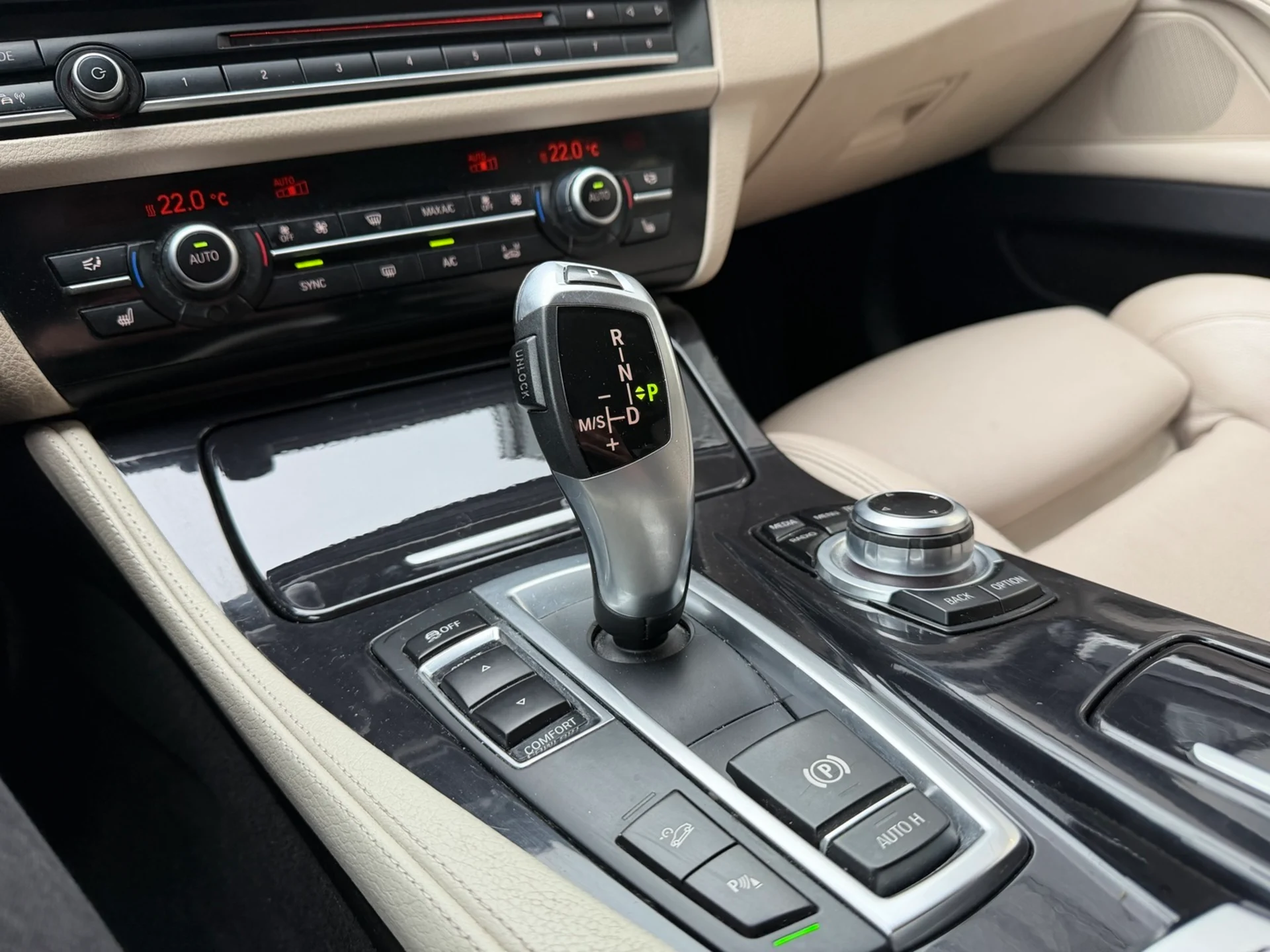 Car Image - 6wl4j3oVlFDq22TX1AsV3