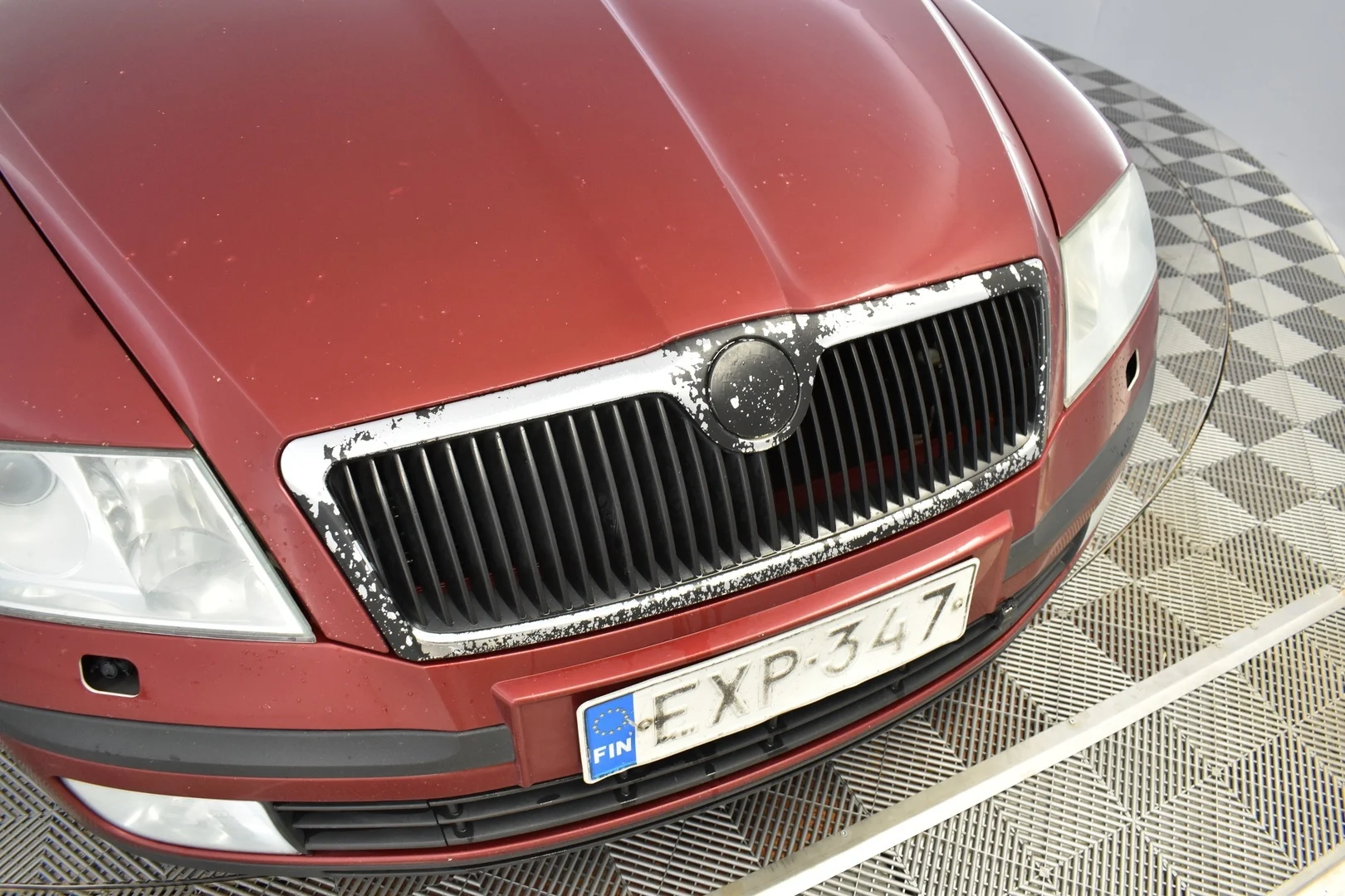 Car Image - 1UxU6LSHITIcvP2uDx2cWR