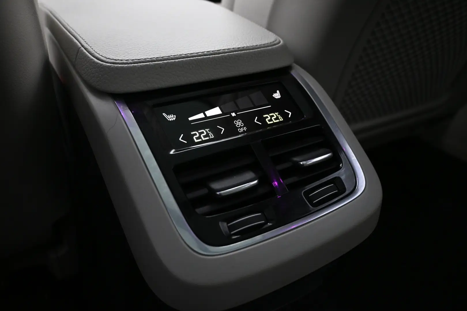 Car Image - 7awYP5hidnTLczeAepgRJM