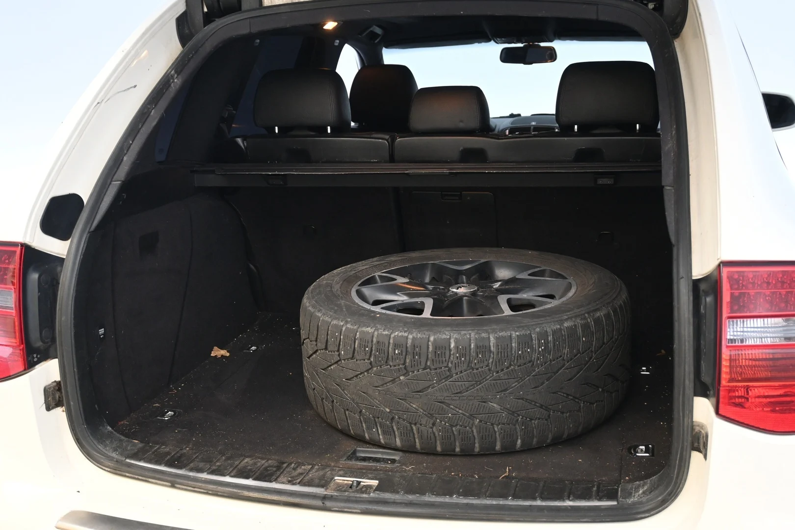 Car Image - 6NiMxssdPPmN12n4Pcmq5S