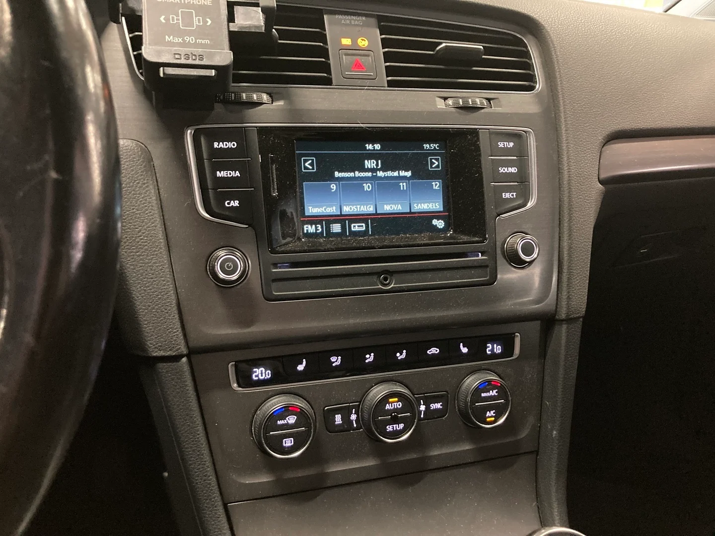 Car Image - 25PsCCwlbjZMufD6AYatYD