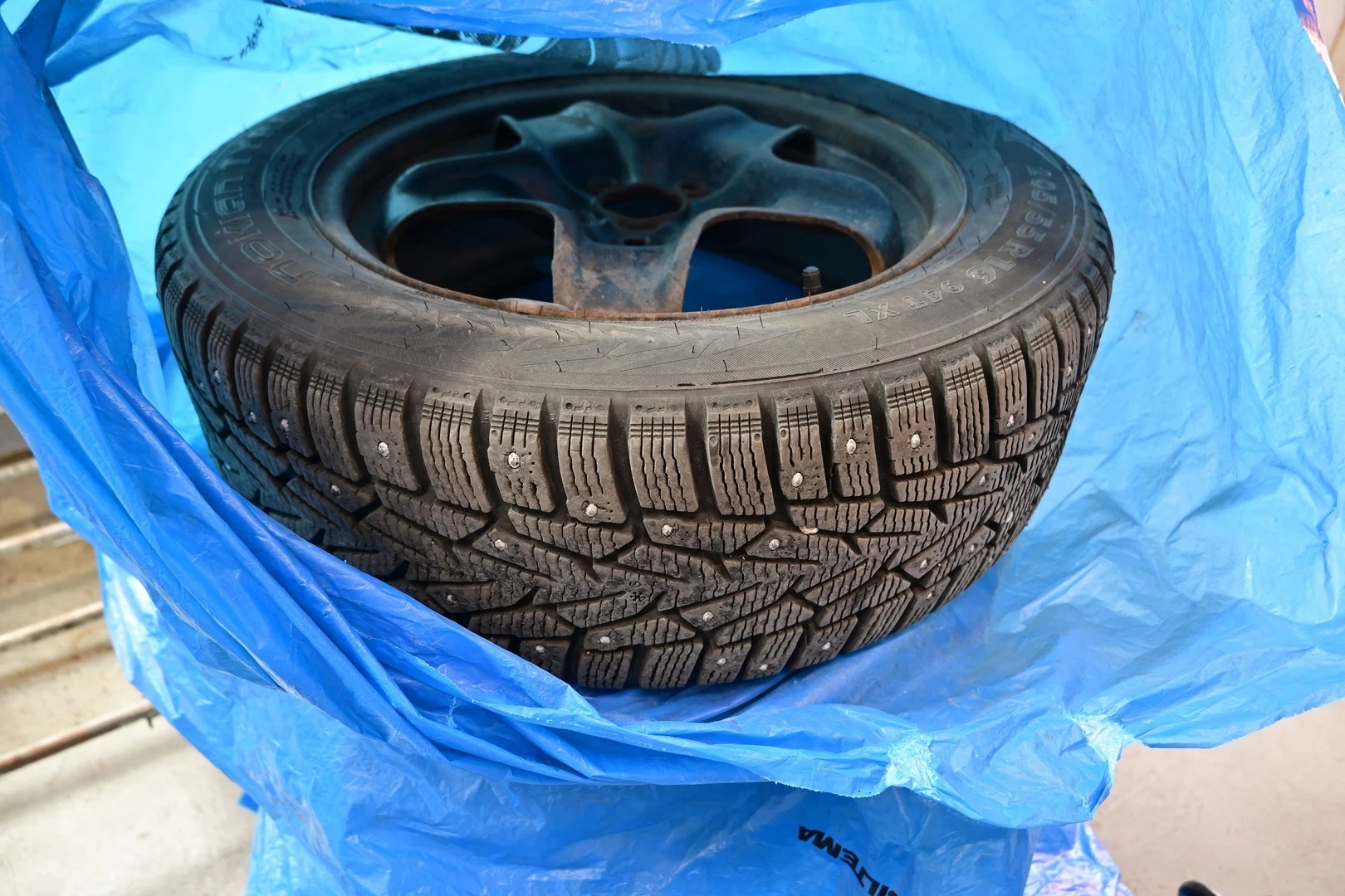 Car Image - 4Z0287GfjuC3qneJctJ3zr