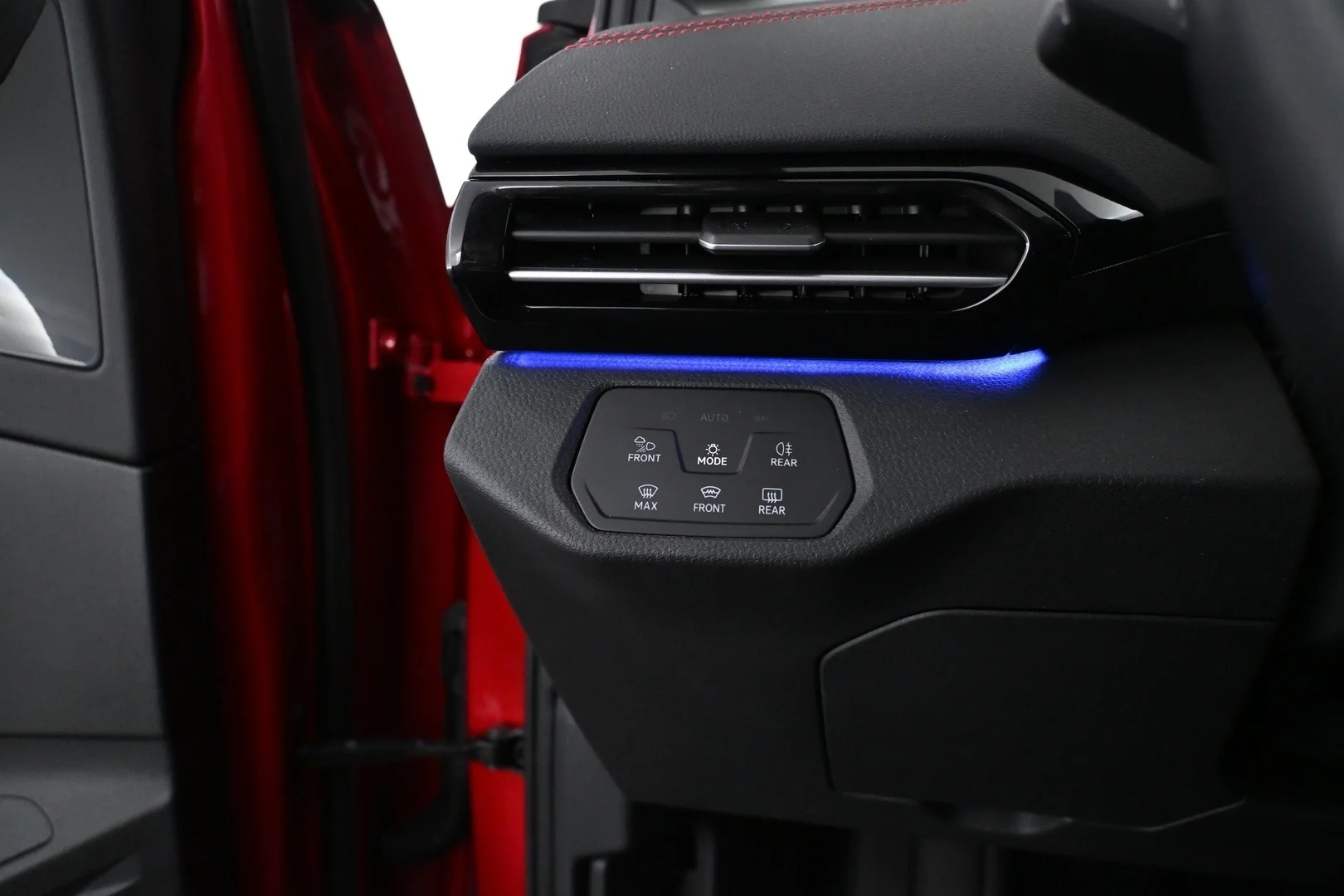 Car Image - 7fc7X1yBr1RVwudpHv5MxH