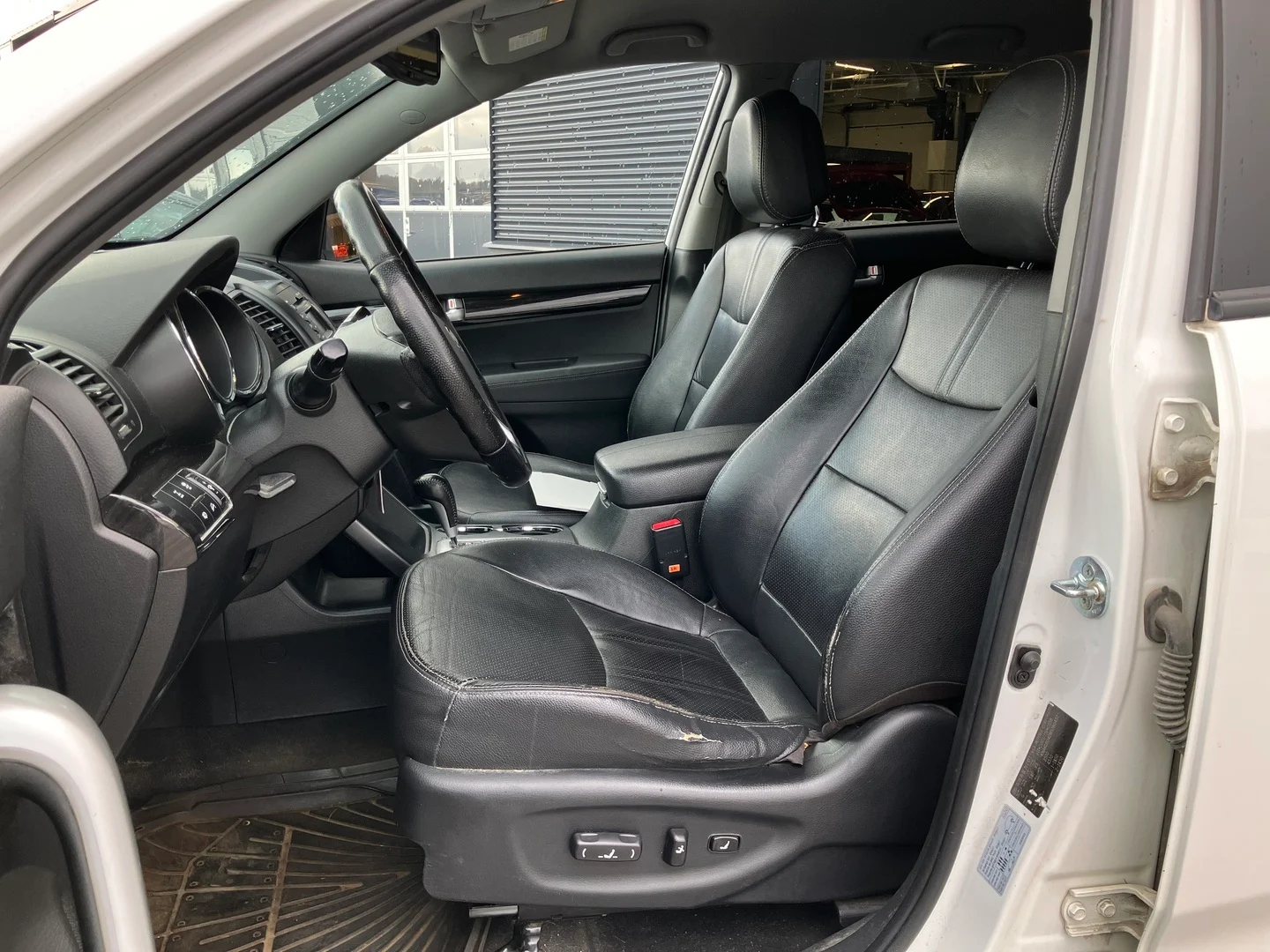 Car Image - 653ziTQ7UqhCoaYTAUHzrW