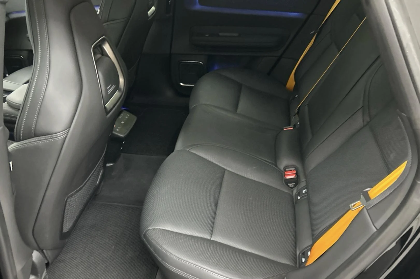 Car Image - 1MZTuUwR1sxDsWHBY9Zime