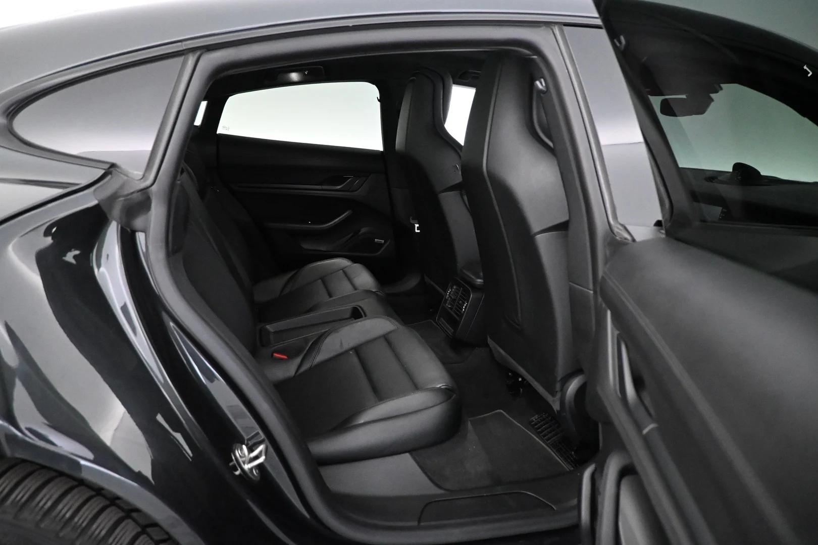 Car Image - 4RvPWF6d7k8J0zqOx9rwLX