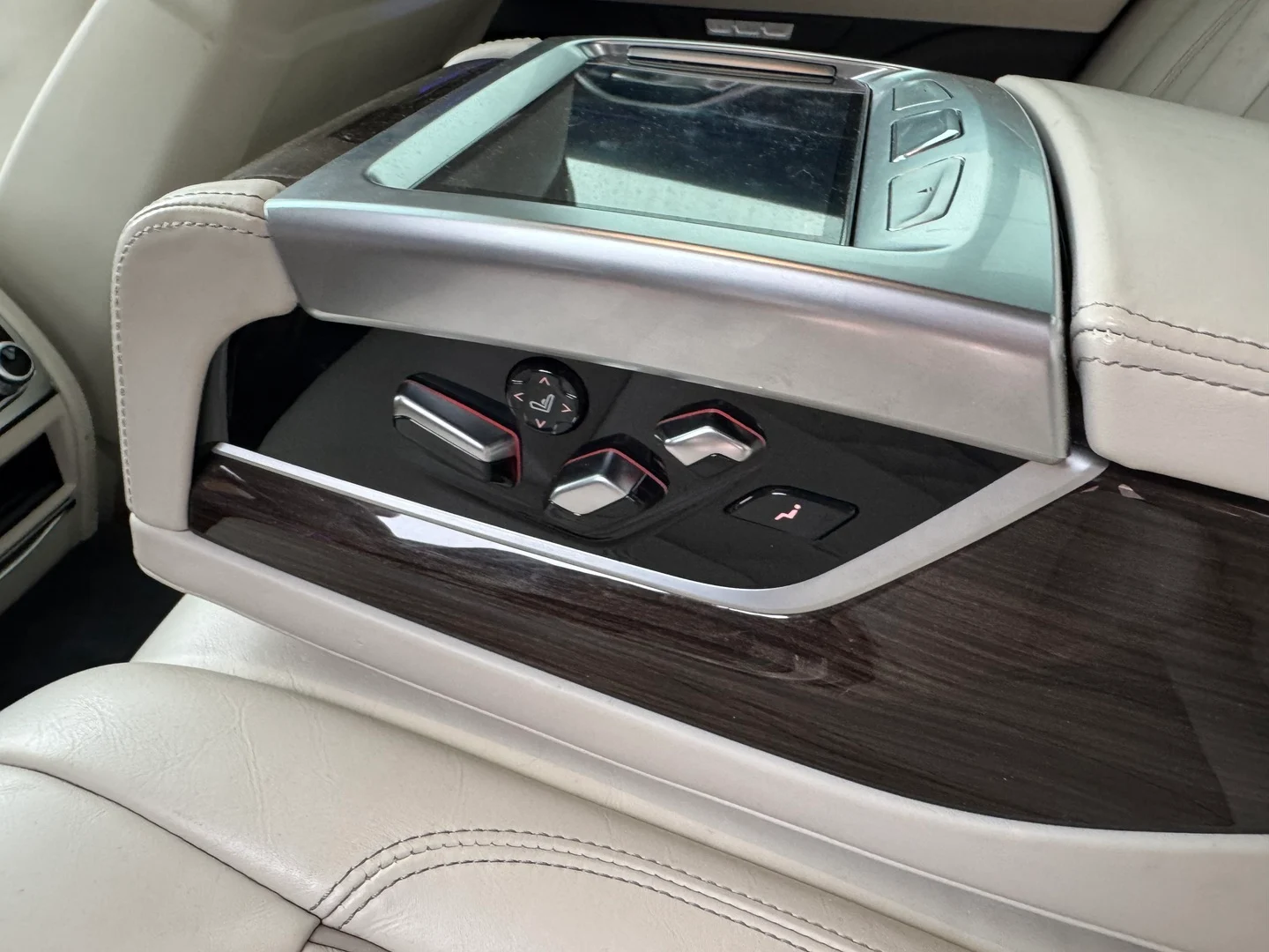 Car Image - 4hHpuG90sXNQWqMSfeh1j2