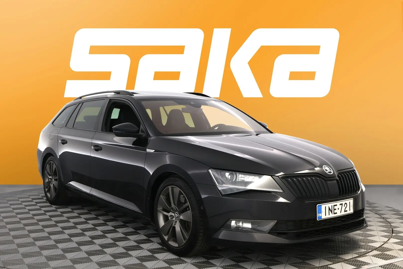 Car Image - 7l7xQnrKvtWh5xEZfl6AOg