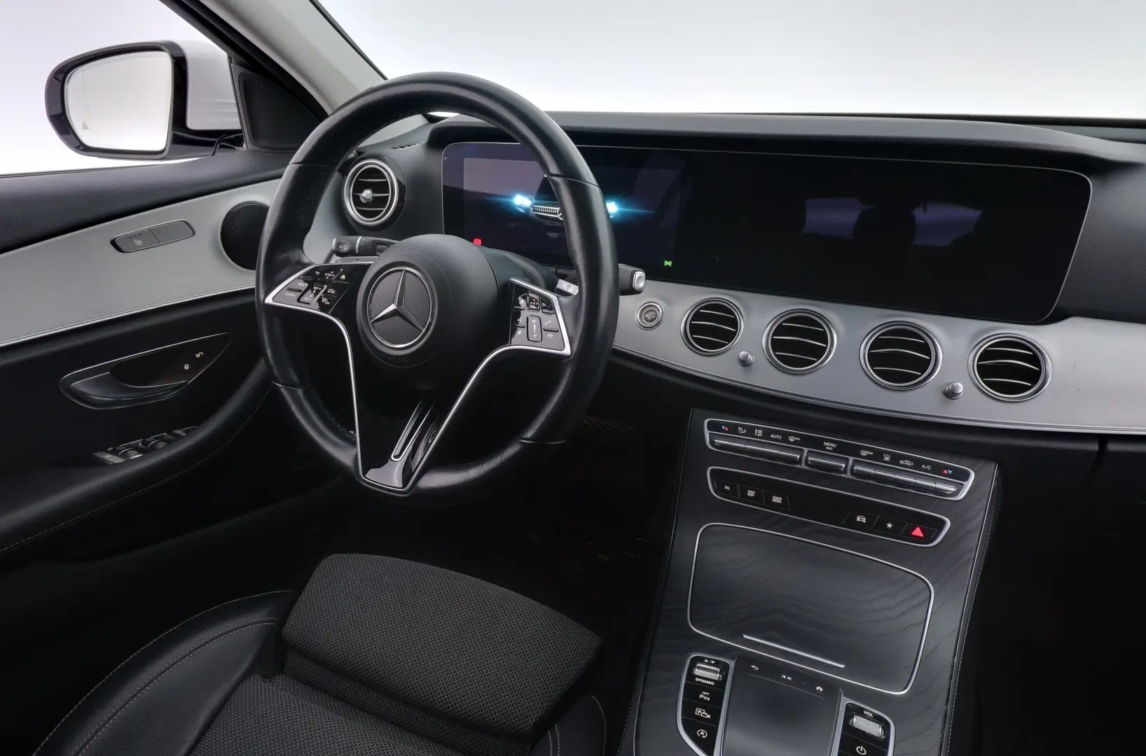 Car Image - iJMhamZOTvFu0K79sPJxm