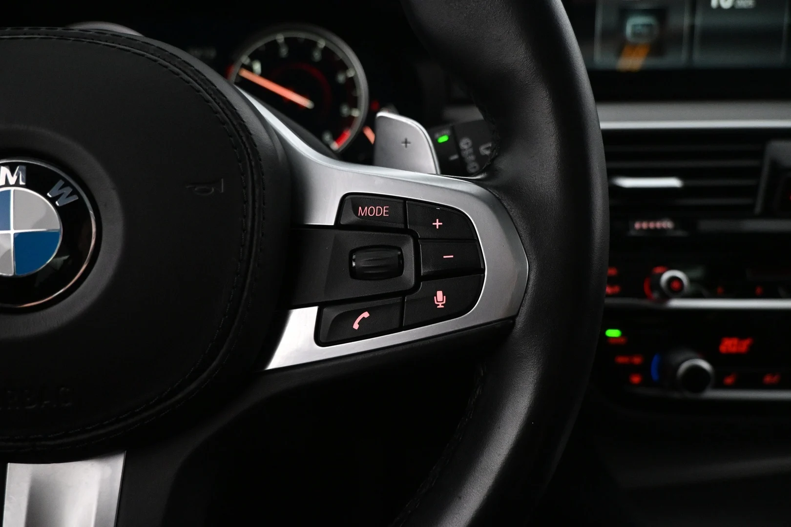 Car Image - 2u0UkxjcXIIdZLHen0Gx1e