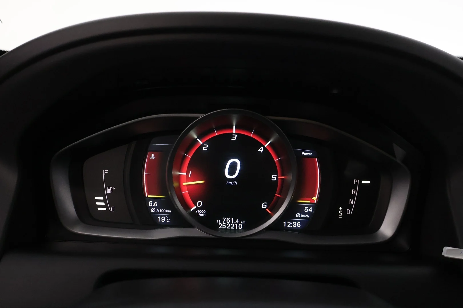 Car Image - 10W89BqtXUUiKPatsjgdCp