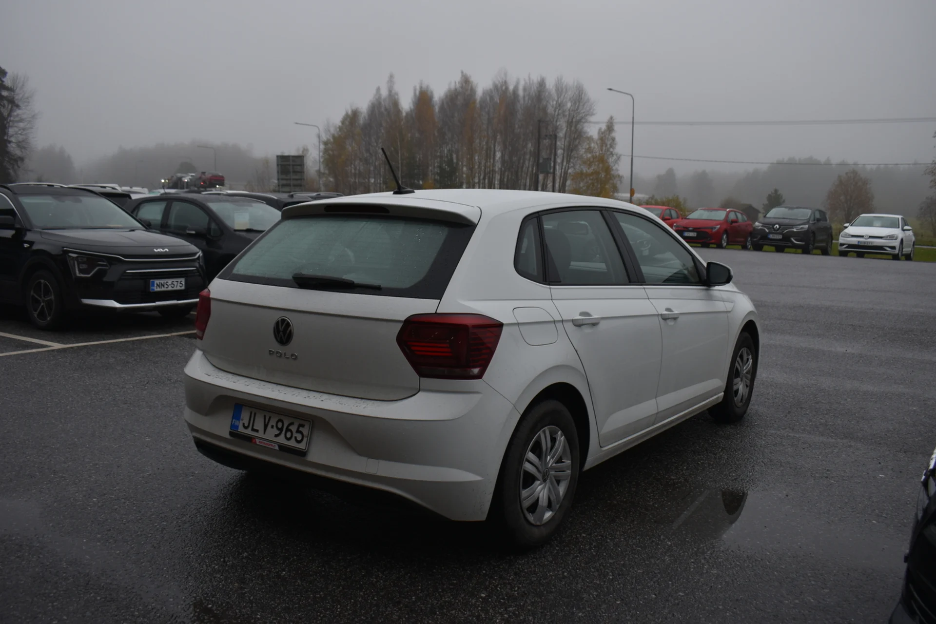 Car Image - 4lCHQLnSKBNUAl1TixEFG1