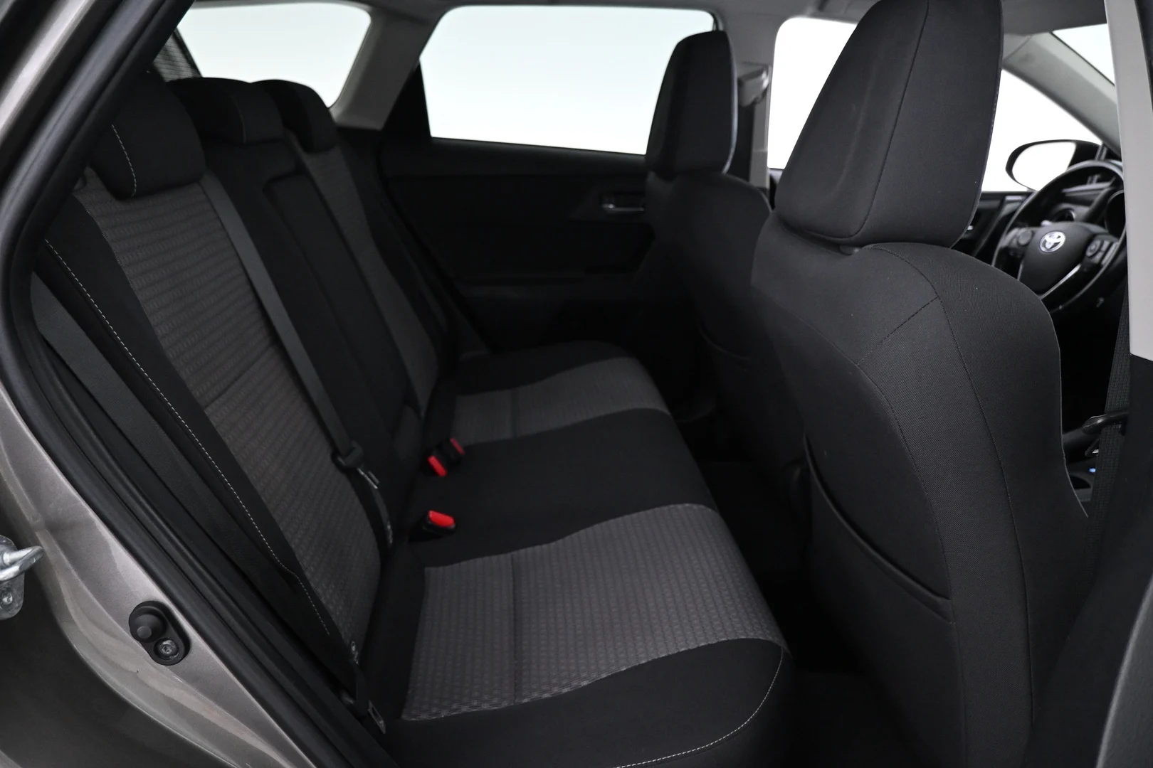 Car Image - 6x0UC9ZuFGBhhbzEjrTjen