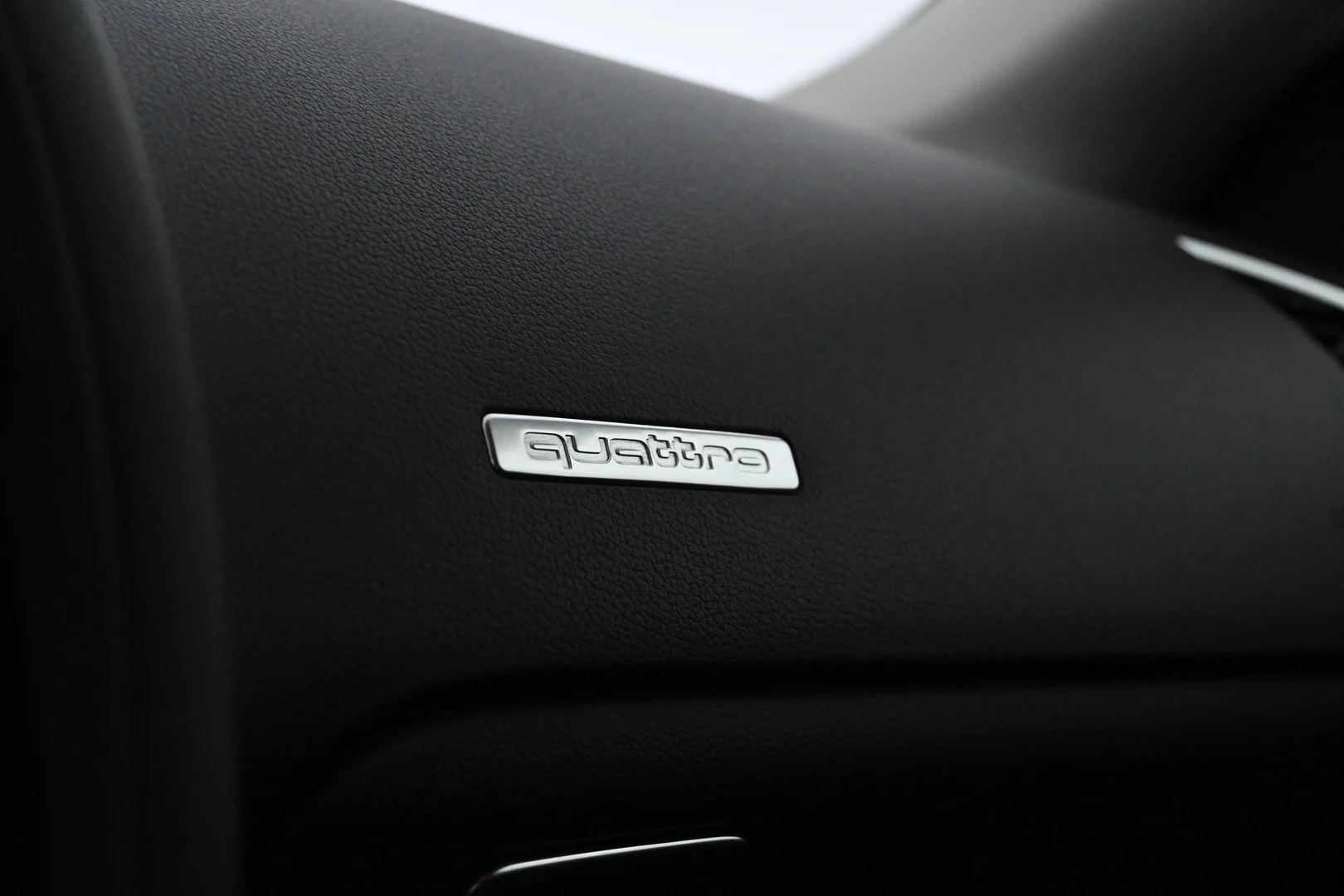 Car Image - 1hXA4cNAOvPBxFGbUrypgL