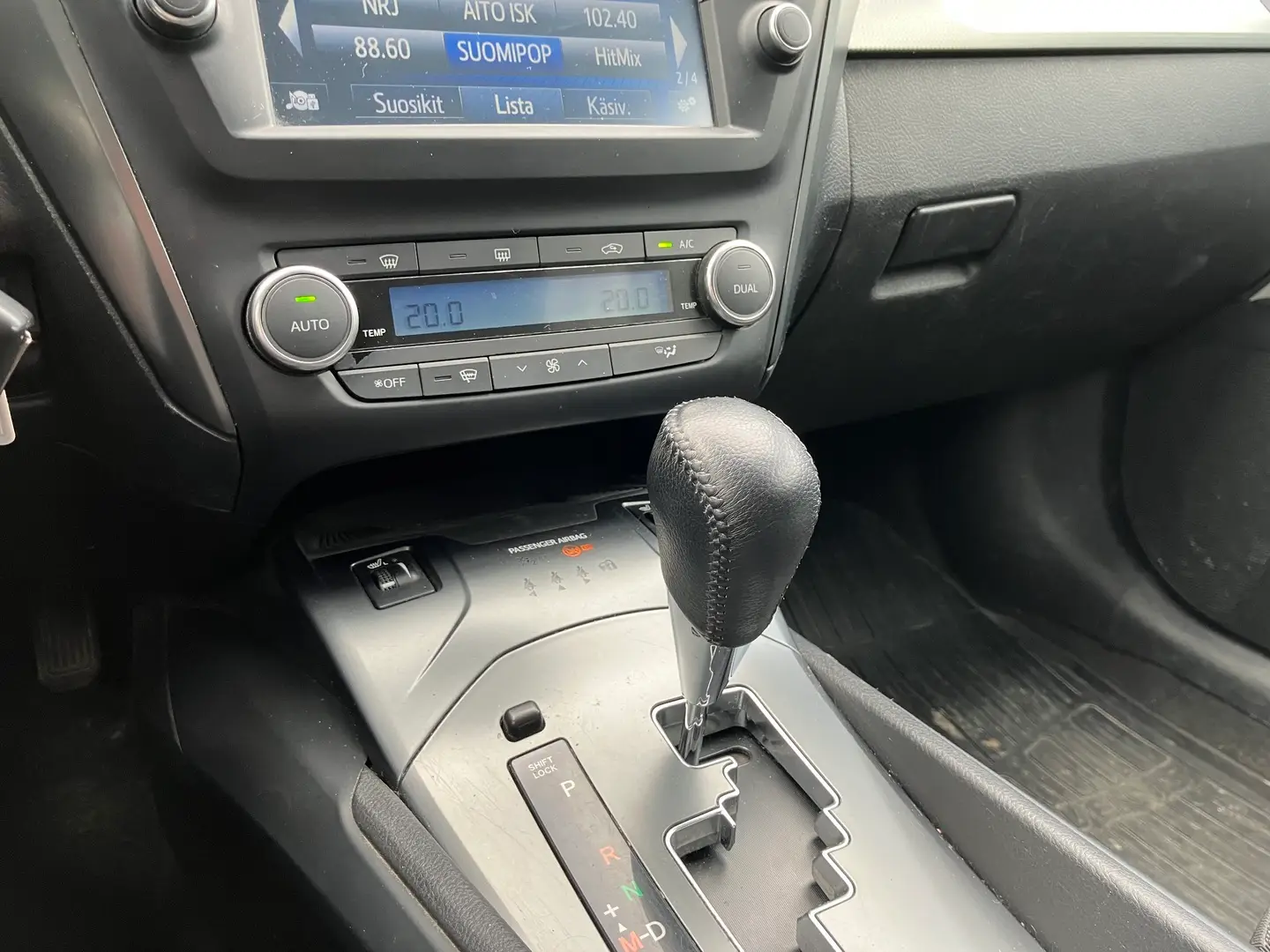 Car Image - 6JG95n0XgqglGHBLYO7cDT