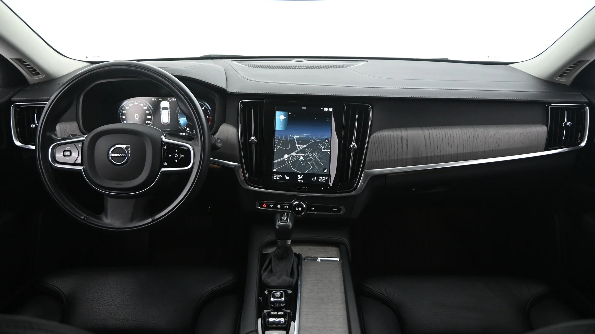 Car Image - 6NLX5z41E88iJqrnKELbK7