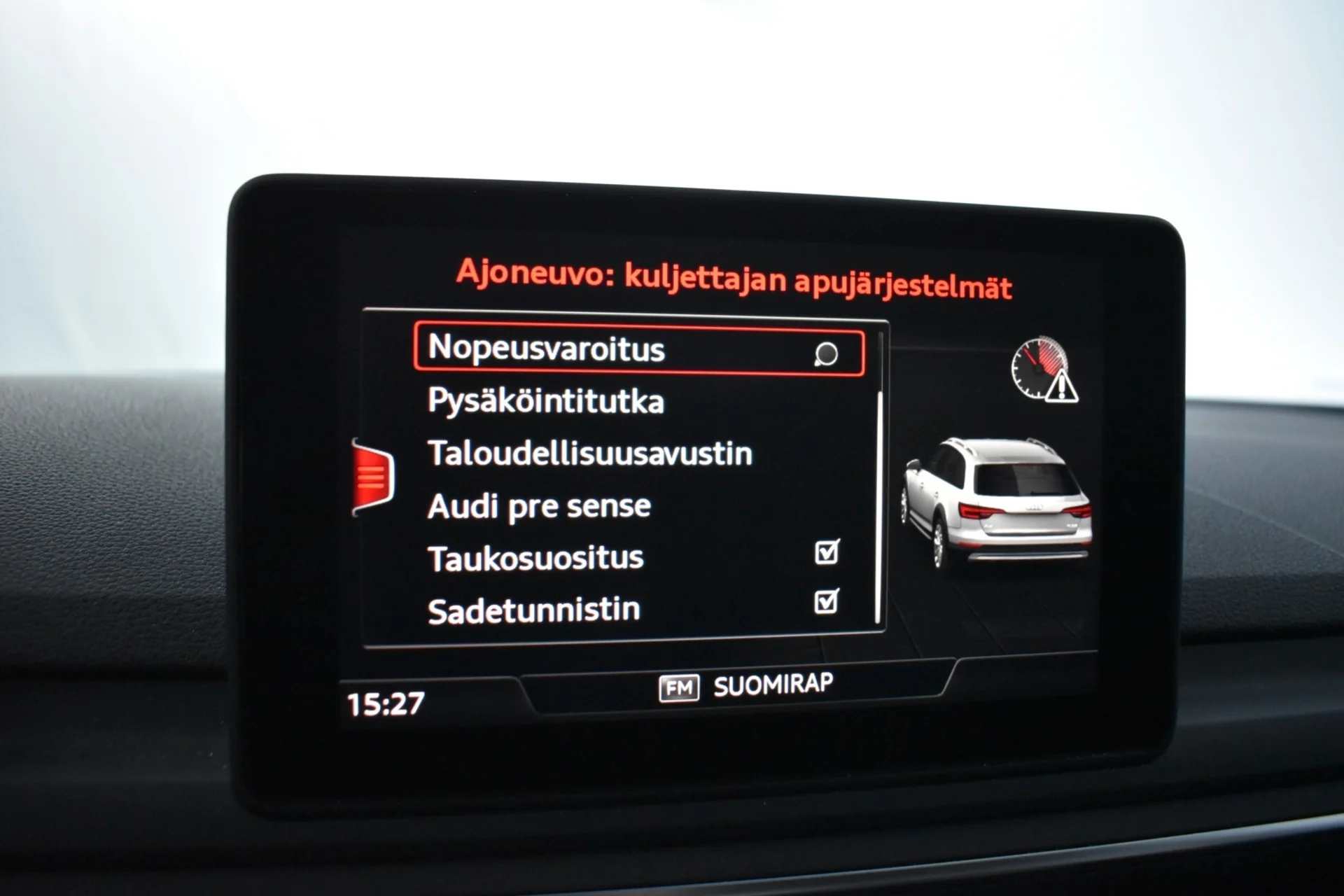 Car Image - 37bQNpfaFR9haYB18w31TM