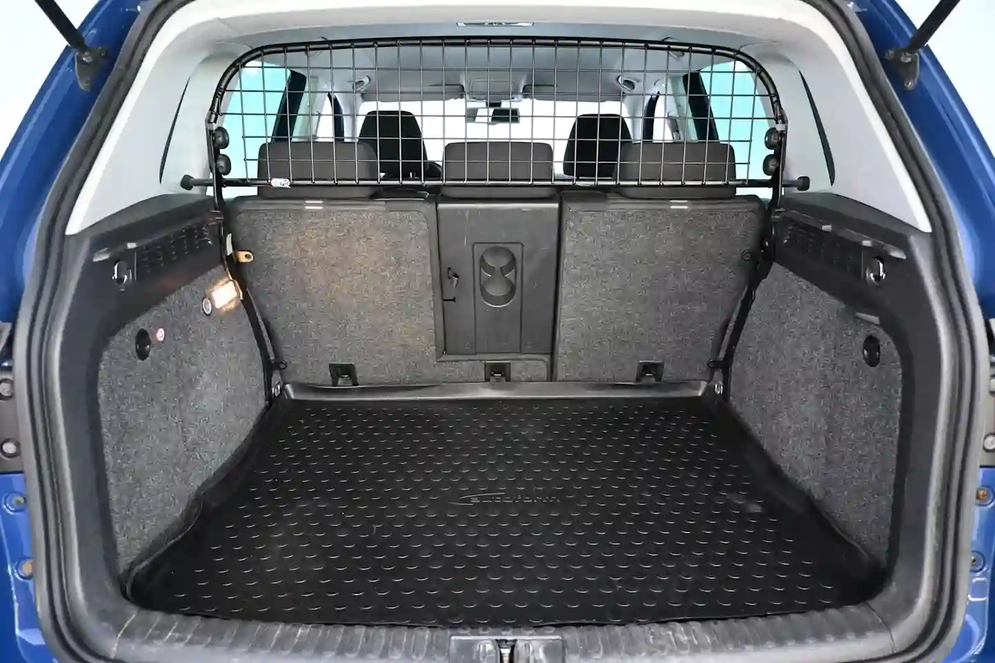 Car Image - 6TrG6ORZfoO1hi8wFGJzmf