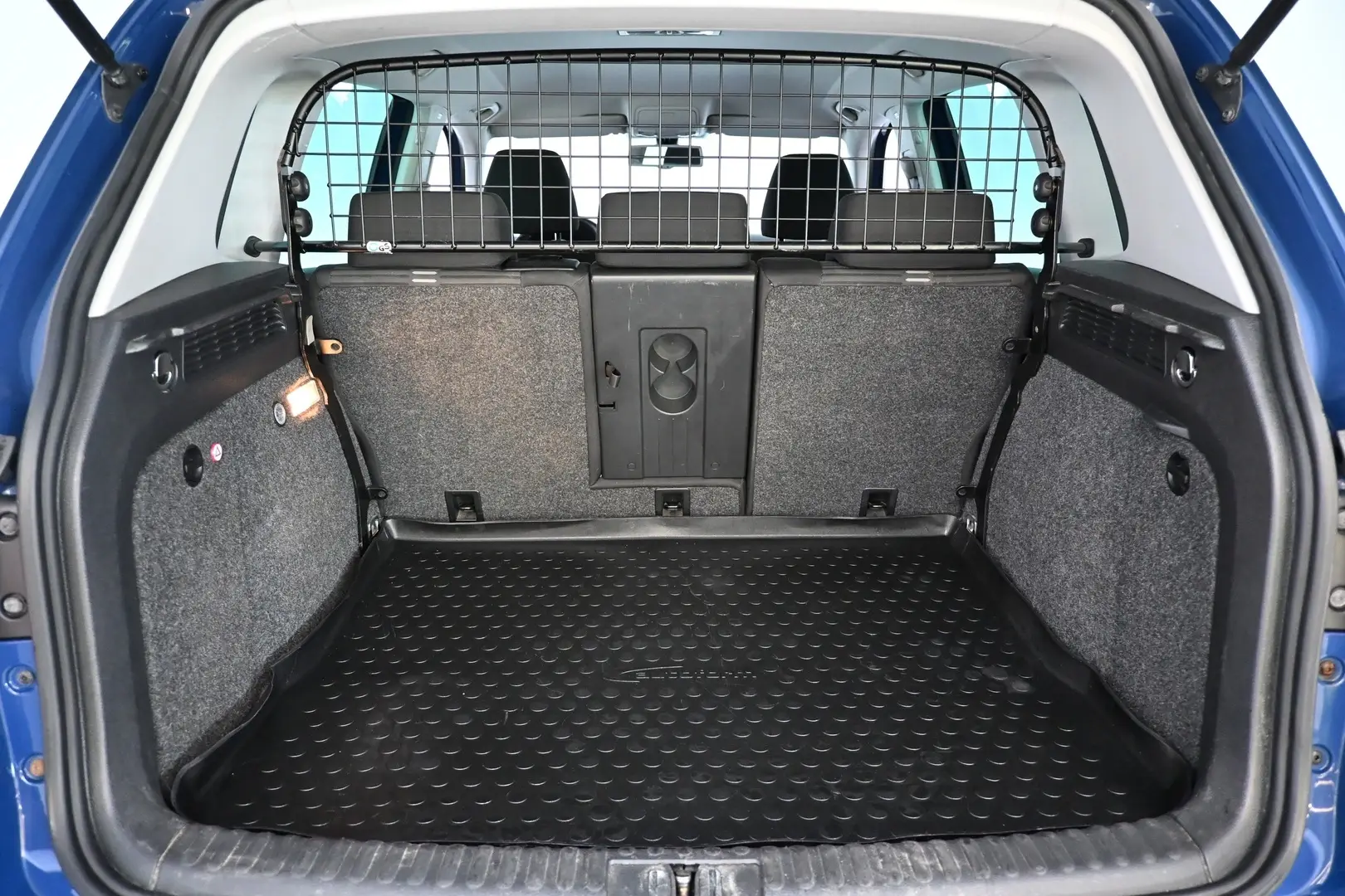 Car Image - 6TrG6ORZfoO1hi8wFGJzmf