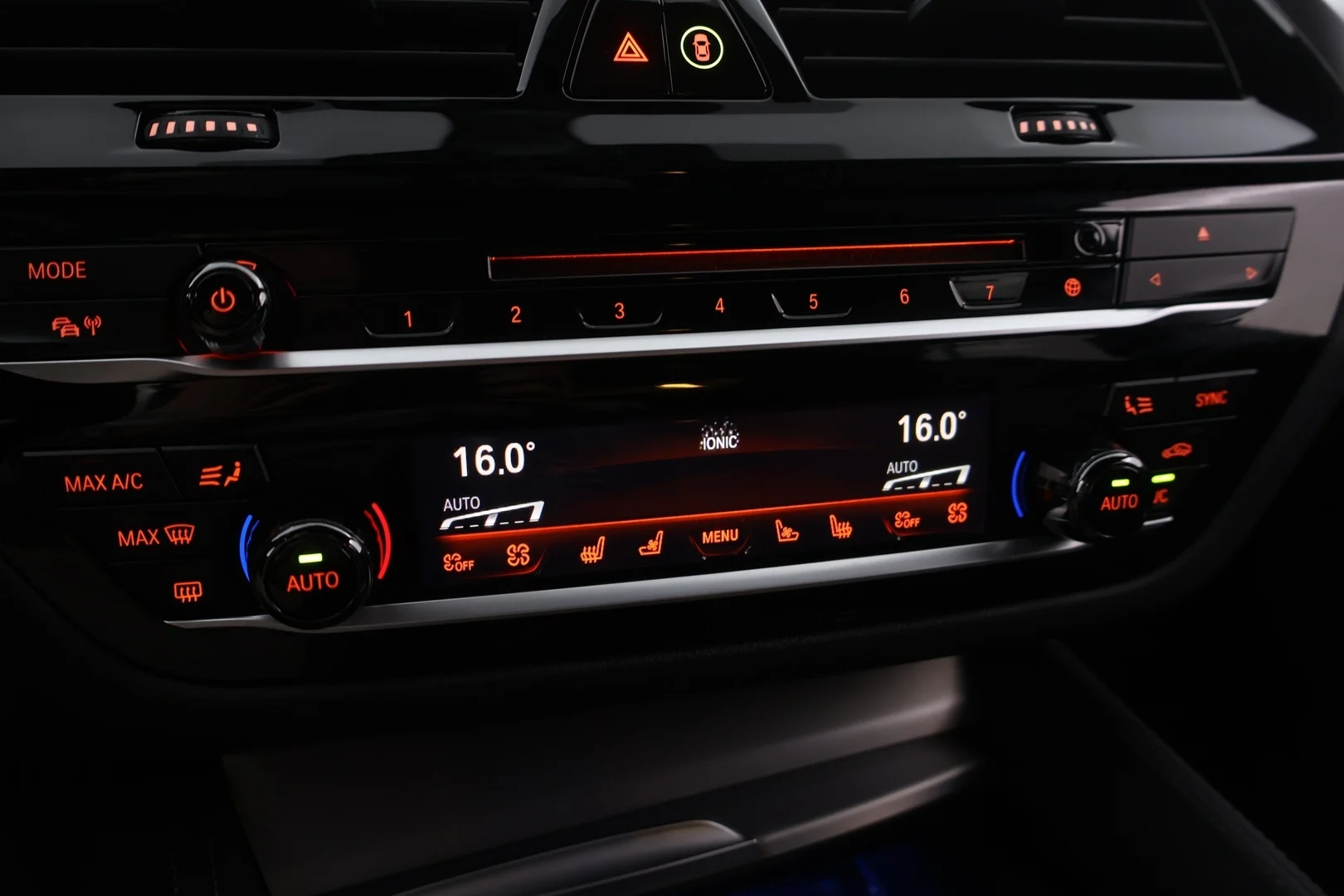 Car Image - 6YhXWqNJjPGlzzb0I2vbiV