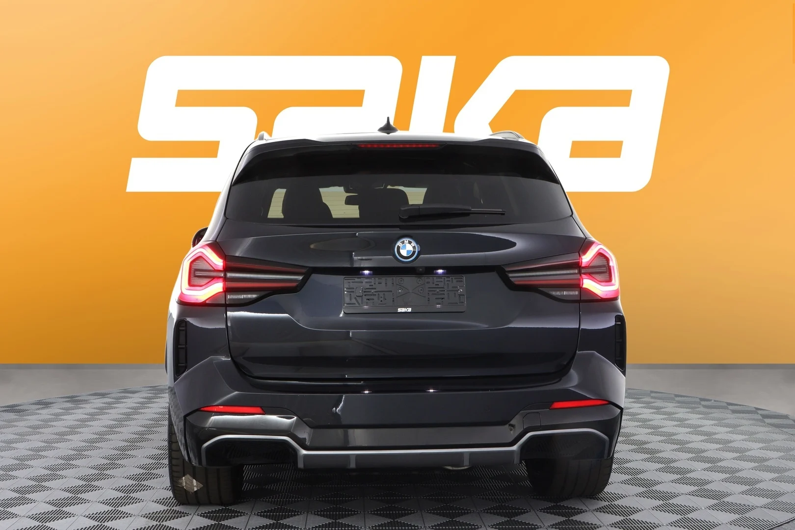 Car Image - 6iLASqGFR5Weqnzj4Jpbcc
