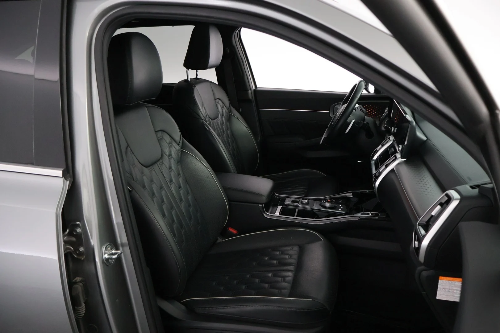 Car Image - 1Oh8HDA9EIpJNoNBcOuSWT