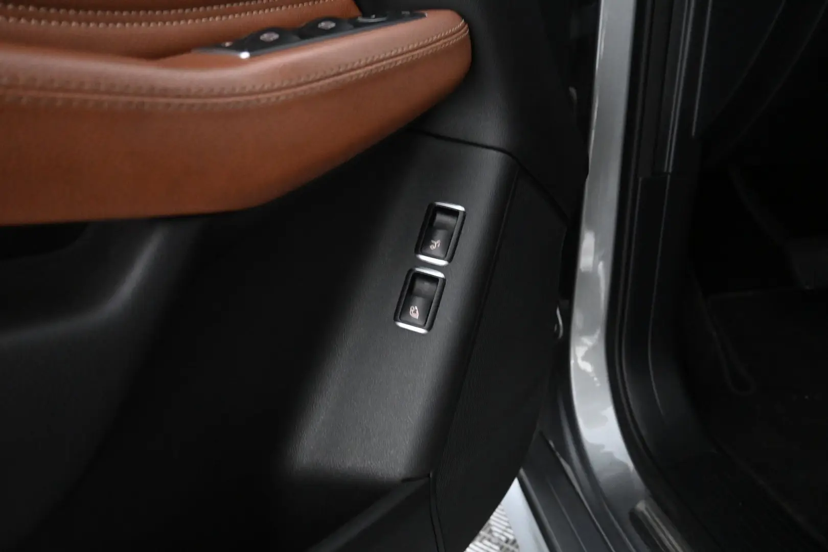 Car Image - 48q6xSqn4uulk5SGxpsdjL