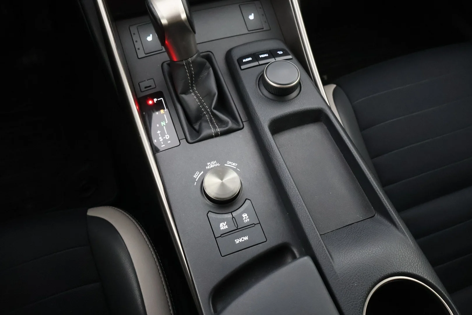 Car Image - 3rWvXhbzmb2l4UVNRs3abO