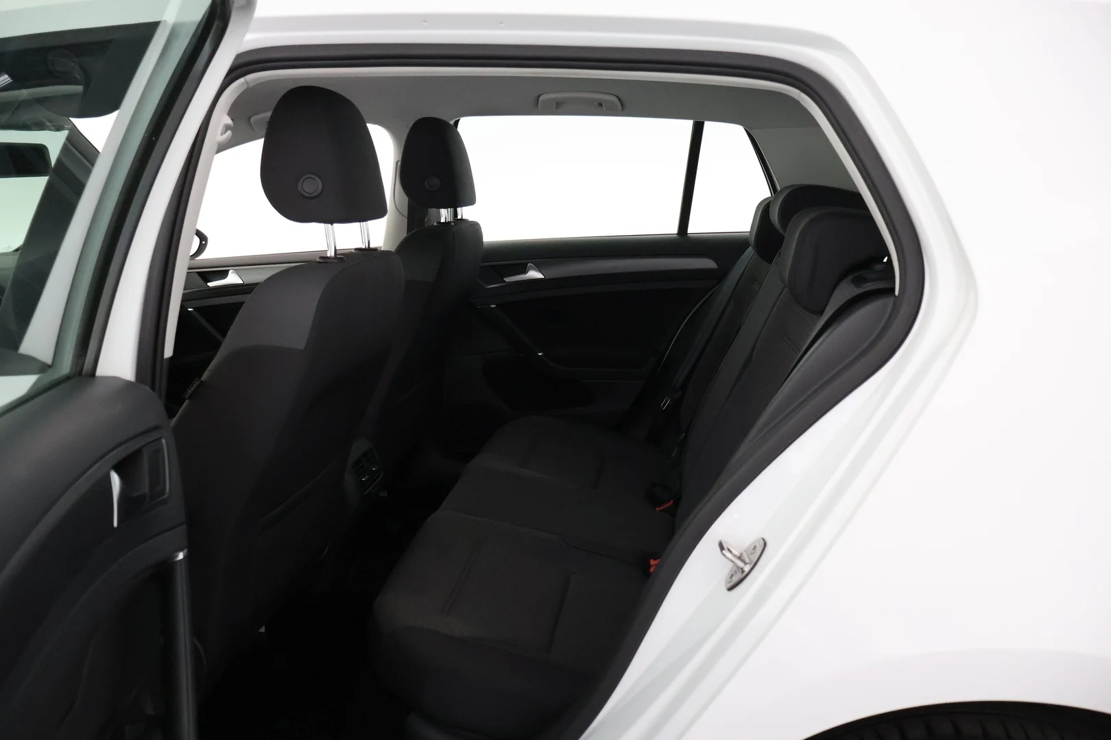 Car Image - 2nBDpMgP9Ib4TLqNqyRgBP