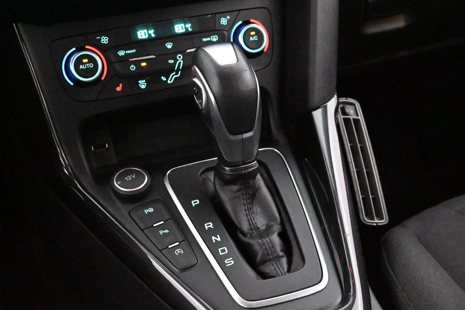 Car Image - 22bCXAed9sLiw6ZuJRp9tP