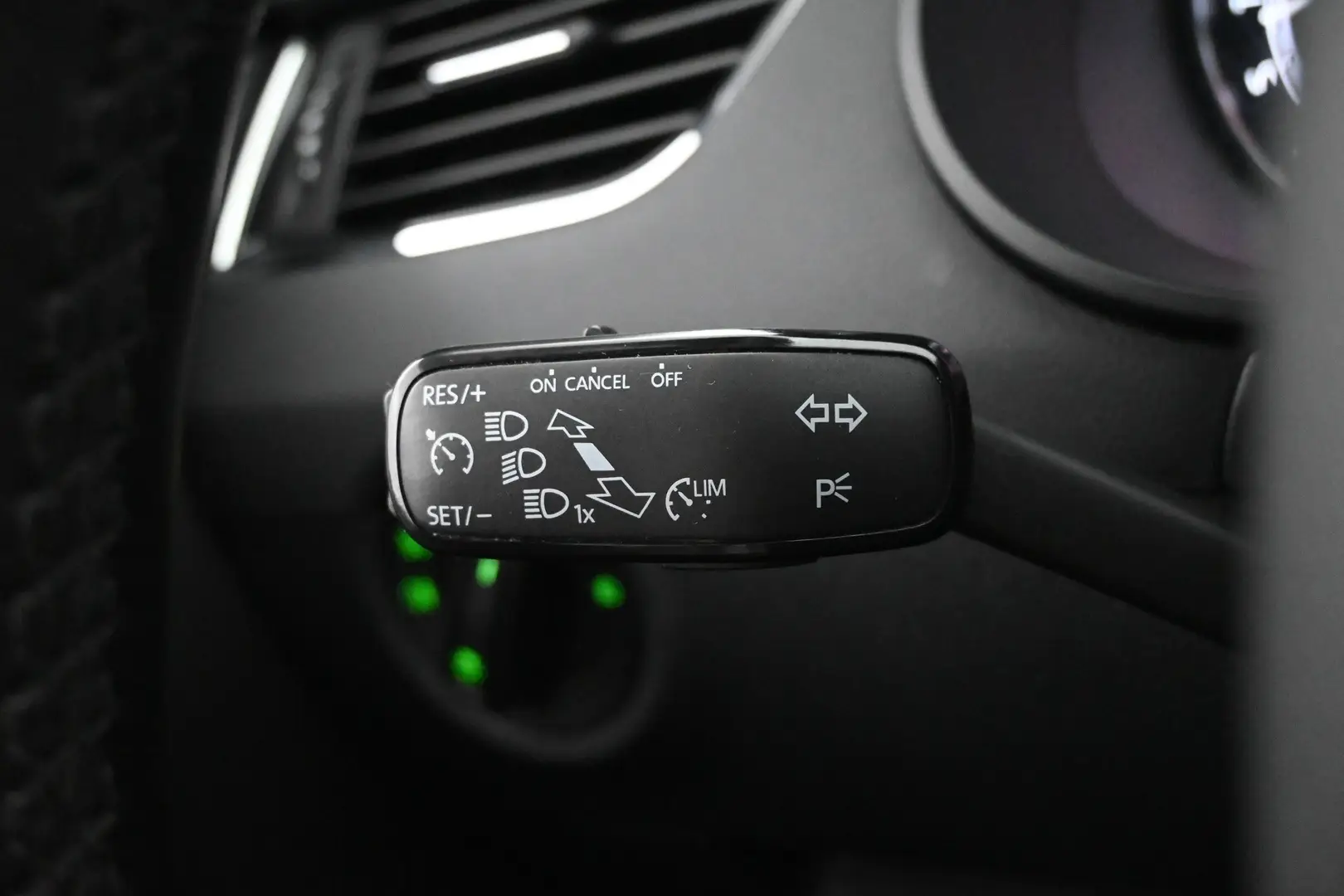 Car Image - 5UxozruUhcRIn5c3jeUMLm
