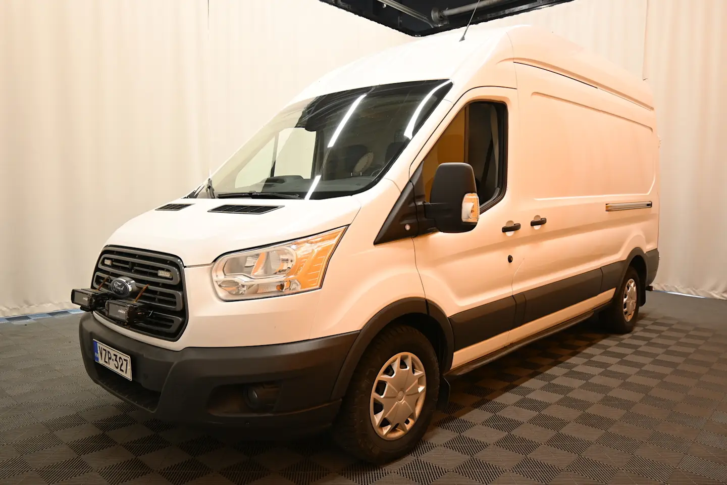 Car Image - ez20SG7BNICsUYl5VtD8I