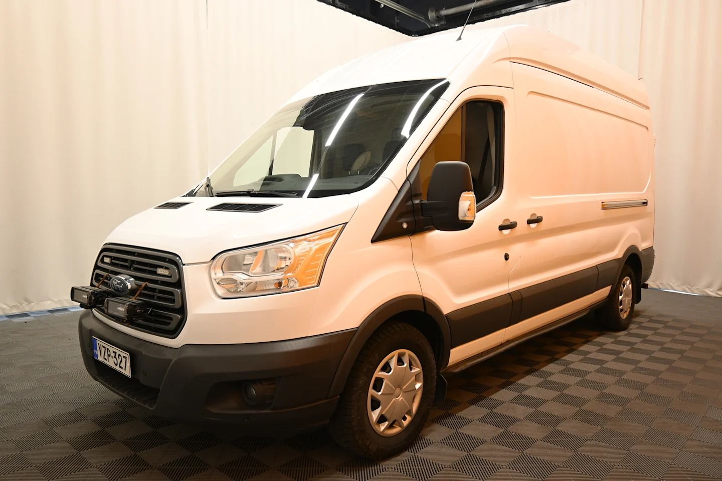 Car Image - ez20SG7BNICsUYl5VtD8I